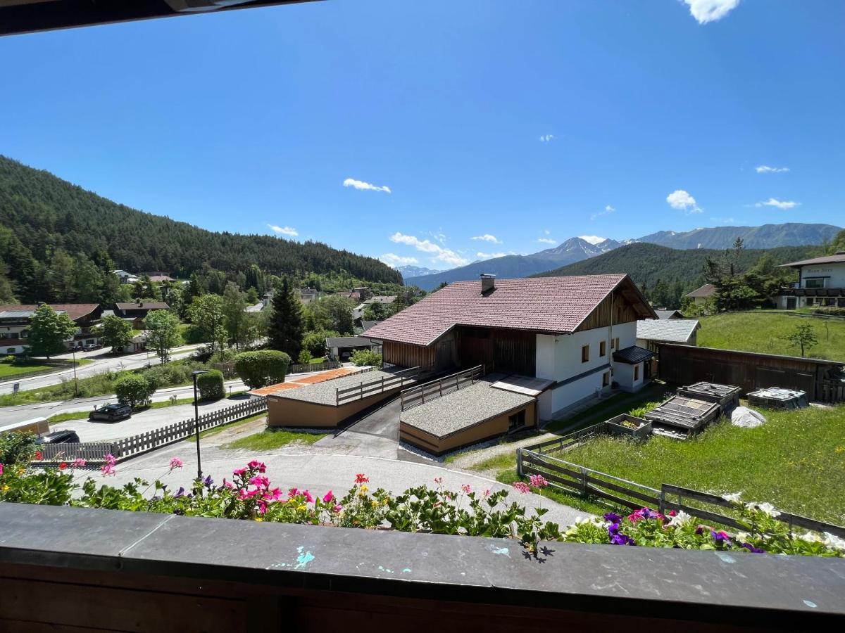 Gaestehaus Edelweiss ライト・バイ・ゼーフェルト エクステリア 写真
